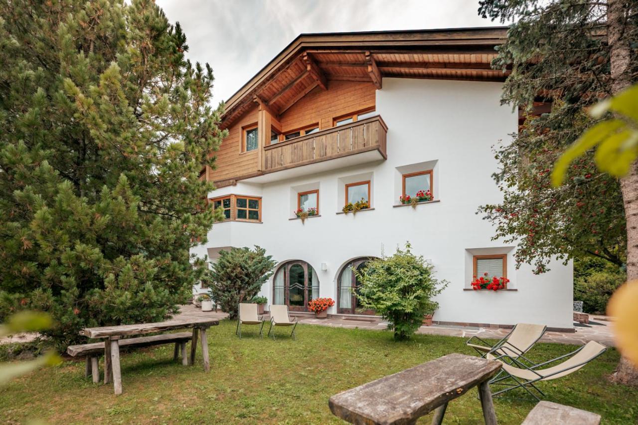 Villa Moroder Urtijëi Buitenkant foto